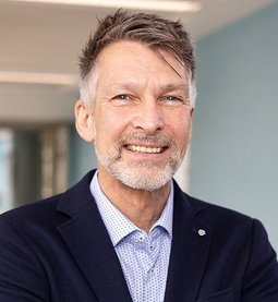 Portrait von Franz Lermer, stellv. Pflegedirektor