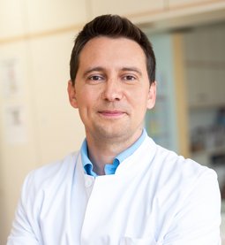 MUDr. Ondrej Fisar (© Johannes Lehner) Portrait von MUDr. Ondrej Fisar, Oberarzt Sektion Nephrologie