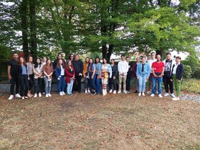 Auszubildende MFA, MTA. Laborassistentin, Umschüler zur Pflegehilfskraft (© Celina Reindl) Auszubildende MFA, MTA. Laborassistentin, Umschüler zur Pflegehilfskraft
