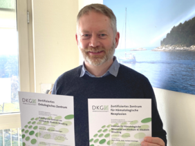 Foto von Privatdozent Dr. Jochen Grassinger, Direktor des Onkologischen Zentrums und Leiter des Zentrums für Hämatologische Neoplasien