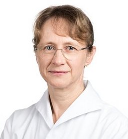 Claudia Schmelmer (© Johannes Lehner) Portrait von Claudia Schmelmer, Diätassistentin, Diabetesberaterin DDG (Enterale/ Gastroenterologische Ernährungstherapie VDD) der I. Medizinischen Klinik