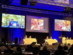 Während des Symposiums konnten die Teilnehmen die verschiedenen OPs live mitverfolgen Foto: Sandra Wimmer