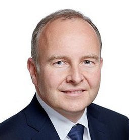 PD Dr. Christian Gilfrich (© Fotowerkstatt Gahr) Portraitfoto von PD Dr. Christian Gilfrich, Chefarzt der Klinik für Urologie