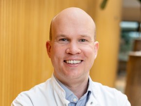 Dr. Raban von Soden-Fraunhofen ist der neue Rheumatologe im MVZ. (©JohannesLehner) Dr. Raban von Soden-Fraunhofen ist der neue Rheumatologe im MVZ.
