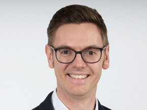 Dominik Kornherr leitet seit April die Abteilung Controlling am Klinikum St. Elisabeth. (©Irene Bartsch-Schano) Dominik Kornherr leitet seit April die Abteilung Controlling am Klinikum St. Elisabeth