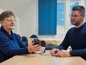 Vedran Ceserovic engagiert sich sozial im Freiwilligen Zentrum. (©Jessica Seidel) Vedran Ceserovic engagiert sich sozial im Freiwilligen Zentrum.
