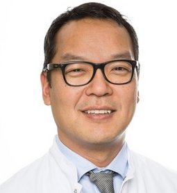 Dr. In-Se Kim (© Johannes Lehner) Portrait von Dr. In-Se Kim, Leitender Arzt Sektion Neurochirurgie